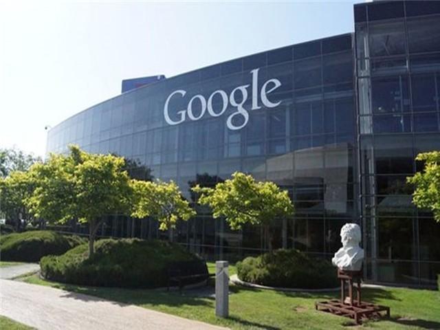 The Decline of Public Trust in Google 